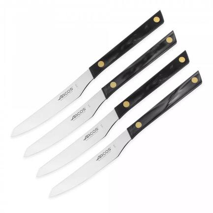      Steak Knives, 11 , 4 .